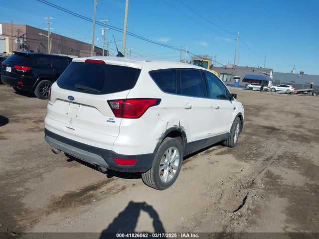 1FMCU9GD6KUA69877 Ford ESCAPE SE
