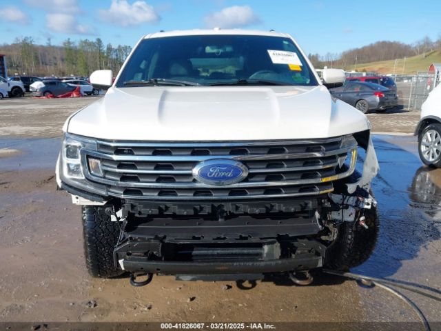1FMJU1JT6KEA53410 Ford Expedition Xlt