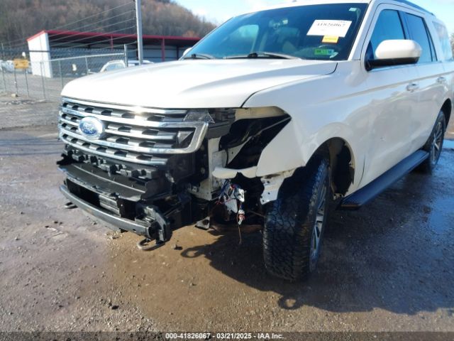 1FMJU1JT6KEA53410 Ford Expedition Xlt