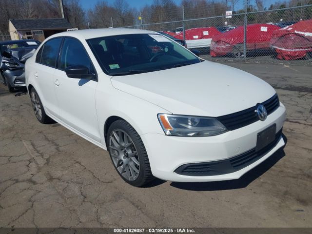 3VW2K7AJ4EM207575 auction archive image