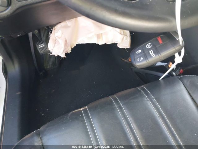 2021 CHRYSLER 300 2C3CCABG1MH595841 Photo 10