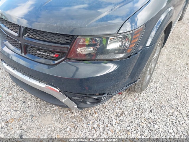 3C4PDCGB5JT171813 Dodge Journey Crossroad