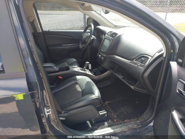 3C4PDCGB5JT171813 Dodge Journey Crossroad
