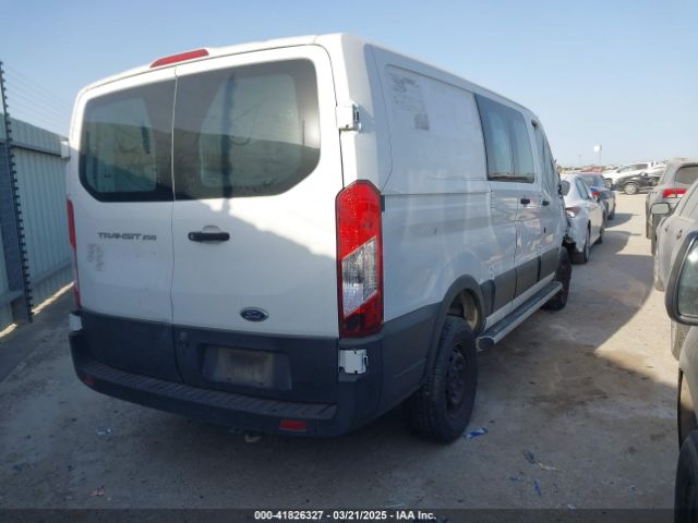 1FTYR1ZM7KKA56092 Ford Transit-250