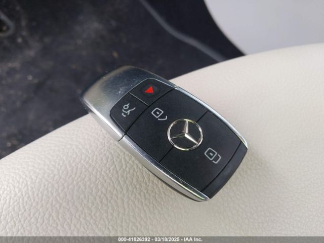 2023 MERCEDES-BENZ CLA 250 COUPE W1K5J4HBXPN338301 Photo 10