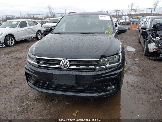 3VV2B7AX8MM045666 Volkswagen Tiguan 2.0t Se/2.0t Se R-line Black/2.0t Sel