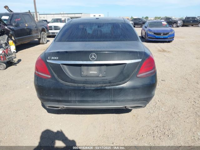 55SWF8DB9KU300688 Mercedes-Benz C 300