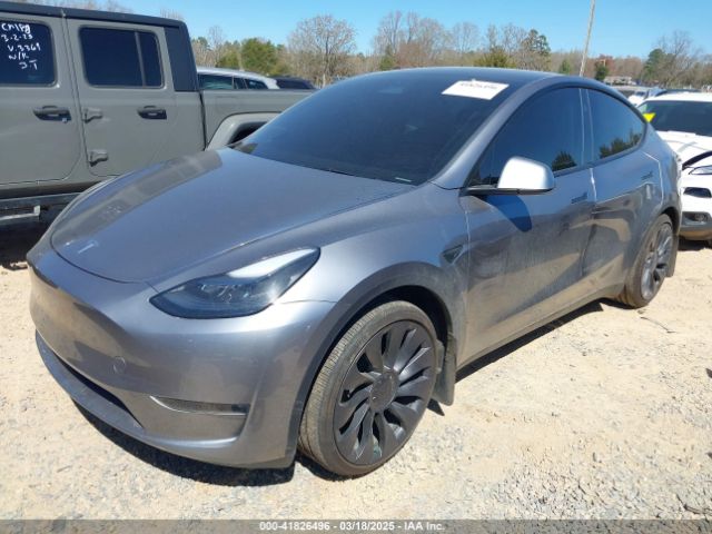2024 TESLA MODEL Y 7SAYGDEF4RA310248 Photo 1
