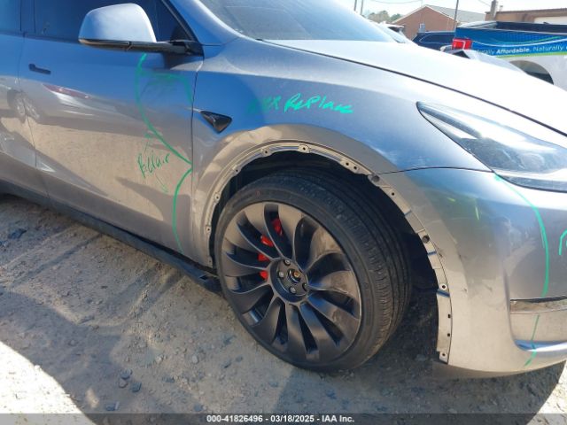 2024 TESLA MODEL Y 7SAYGDEF4RA310248 Photo 5