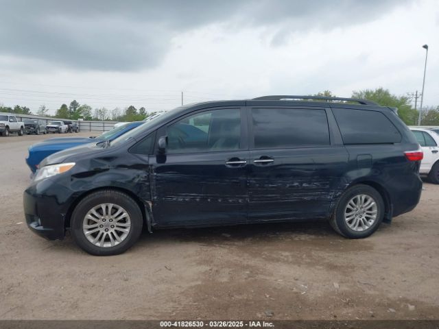 5TDYK3DC7FS675661 Toyota Sienna Xle Premium 8 Passenger