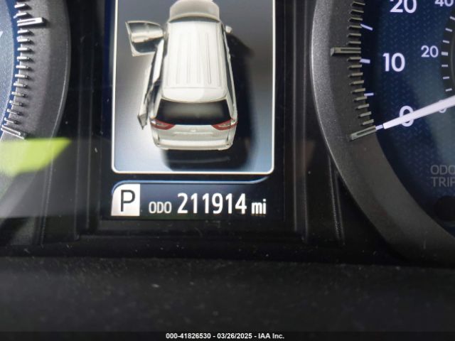 5TDYK3DC7FS675661 Toyota Sienna Xle Premium 8 Passenger
