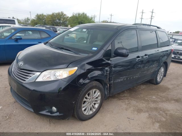 5TDYK3DC7FS675661 Toyota Sienna Xle Premium 8 Passenger