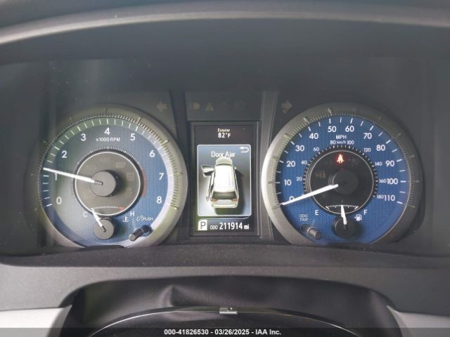 5TDYK3DC7FS675661 Toyota Sienna Xle Premium 8 Passenger