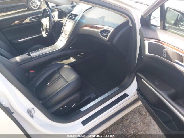 3LN6L2G97GR610887 Lincoln MKZ