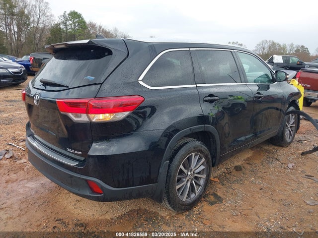 5TDJZRFH8HS510214 Toyota Highlander Xle