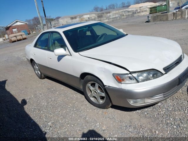 1997 LEXUS ES 300 JT8BF22G1V5007593