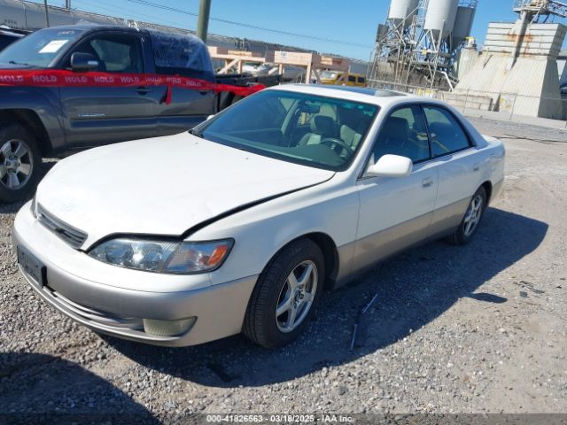 1997 LEXUS ES 300 JT8BF22G1V5007593 Photo 1