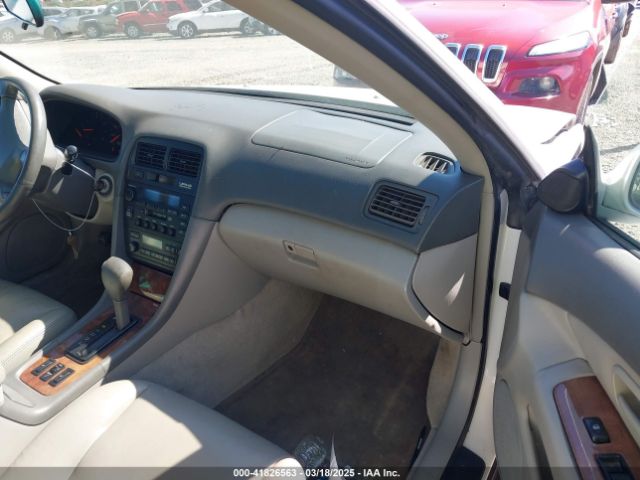 1997 LEXUS ES 300 JT8BF22G1V5007593 Photo 4