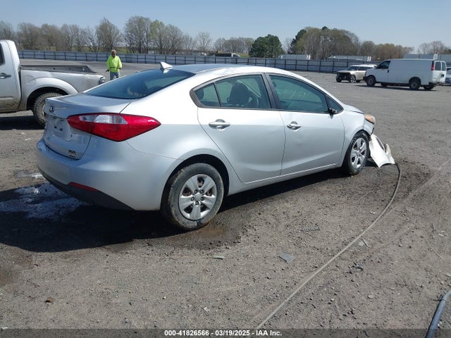 KNAFK4A65F5412387 KIA FORTE LX