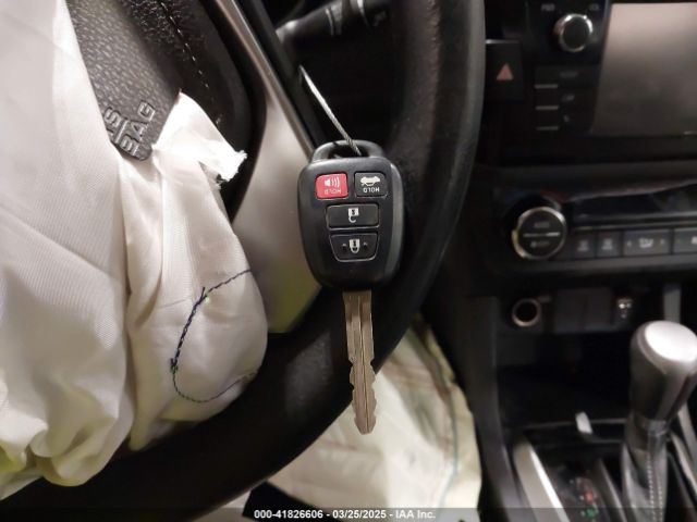 5YFBURHEXEP149207 Toyota Corolla S Plus