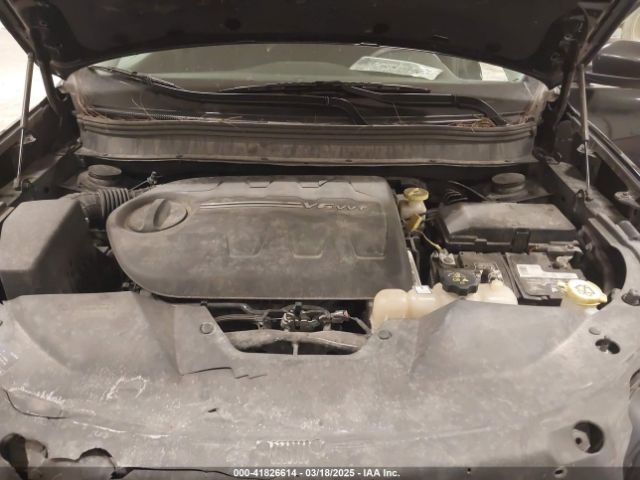 1C4PJMCX6KD218841 Jeep Cherokee Latitude 4x4