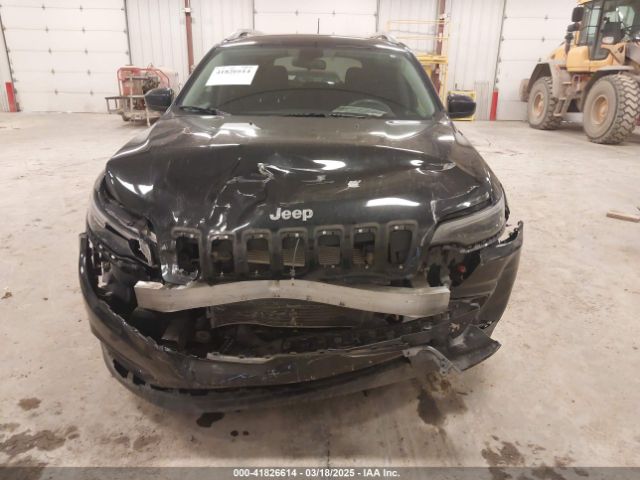 1C4PJMCX6KD218841 Jeep Cherokee Latitude 4x4