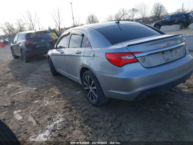2013 CHRYSLER 200 1C3CCBBB5DN614733 Photo 2