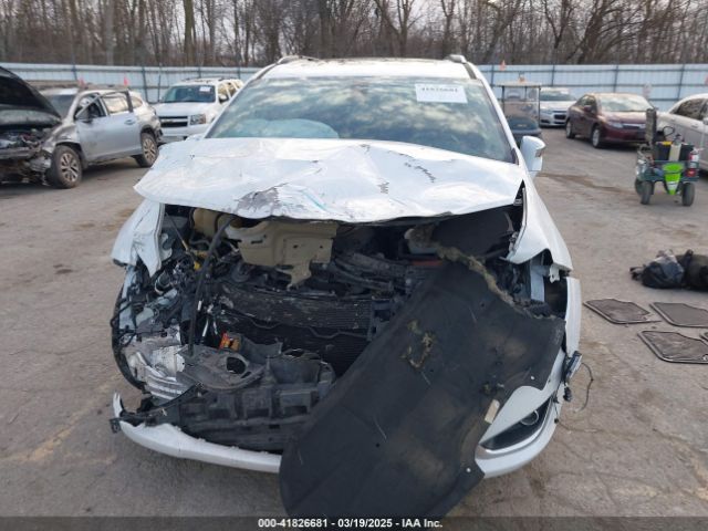 2C4RC1GG6JR320597 Chrysler Pacifica Limited