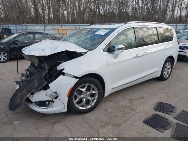 2018 CHRYSLER PACIFICA 2C4RC1GG6JR320597 Photo 1