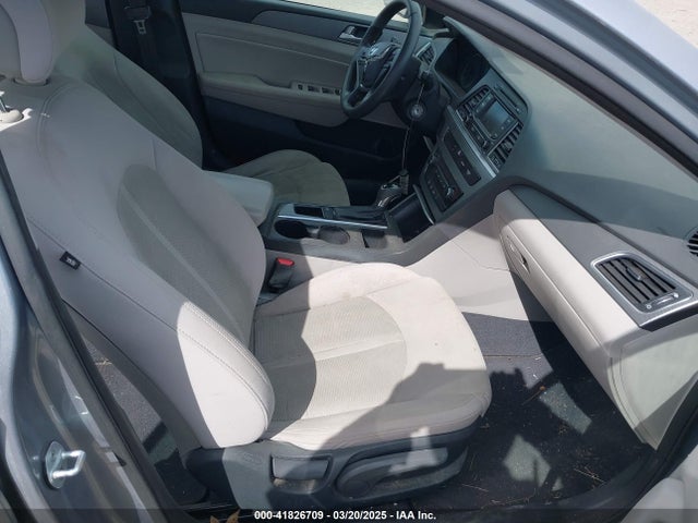 5NPE24AF2FH002760 Hyundai SONATA SE