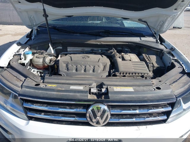 3VV3B7AX9MM051920 Volkswagen Tiguan 2.0t Se/2.0t Se R-line Black/2.0t Sel