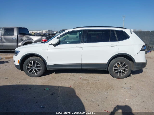 3VV3B7AX9MM051920 Volkswagen Tiguan 2.0t Se/2.0t Se R-line Black/2.0t Sel