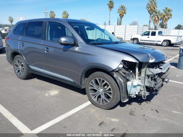 2018 MITSUBISHI OUTLANDER JA4AD3A33JZ023590 Photo 0