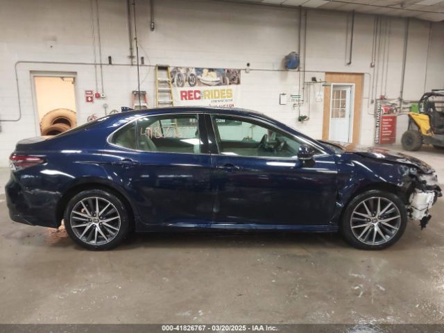4T1F31AK4NU579884 Toyota Camry Xle Hybrid