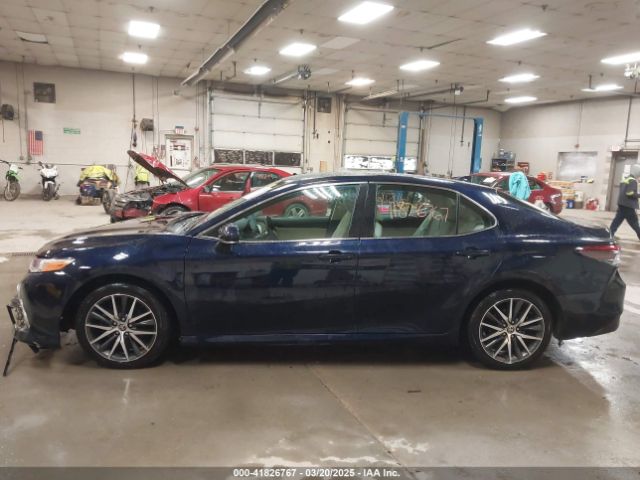 4T1F31AK4NU579884 Toyota Camry Xle Hybrid