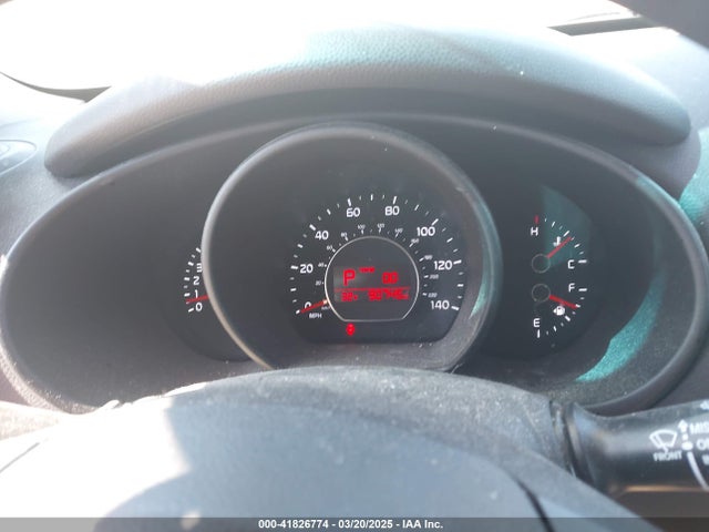 KNDJP3A5XJ7535373 KIA SOUL +