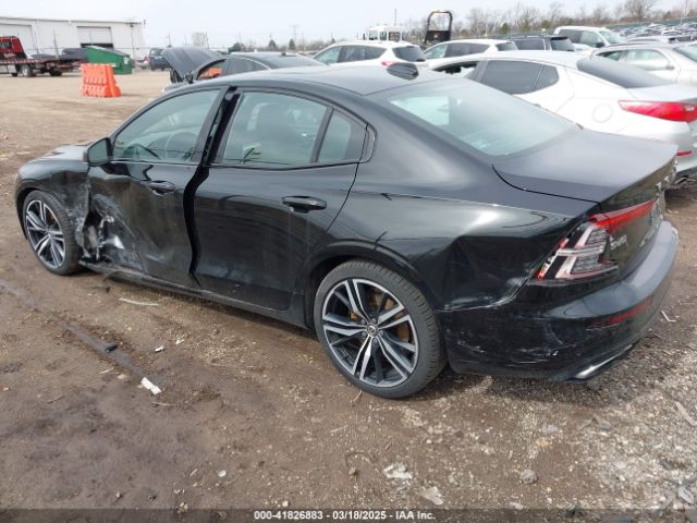 7JRA22TM9KG014922 Volvo S60 T6 R-design