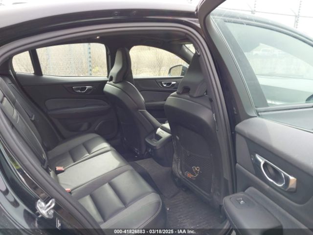 7JRA22TM9KG014922 Volvo S60 T6 R-design