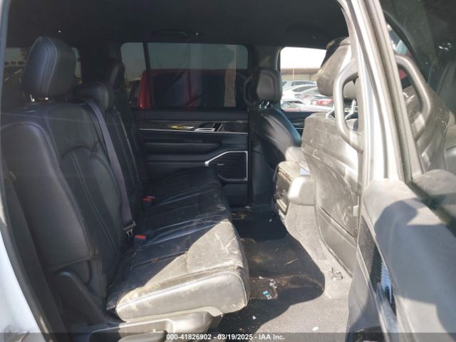 1C4SJUBT1NS130210 Jeep Wagoneer Series Ii 4x2