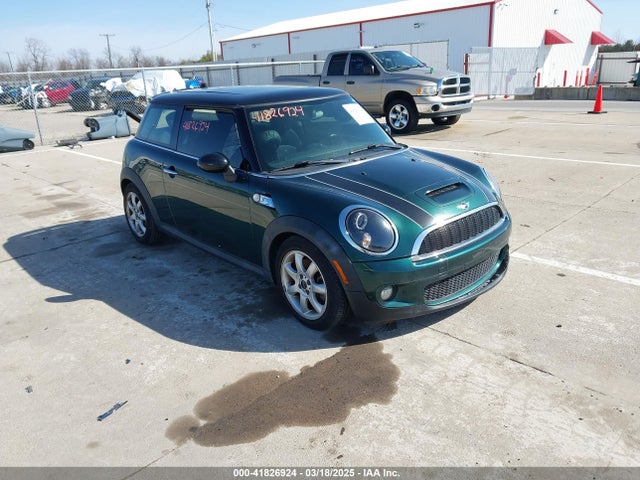 2010 MINI COOPER S WMWMF7C55ATX42617 Photo 0
