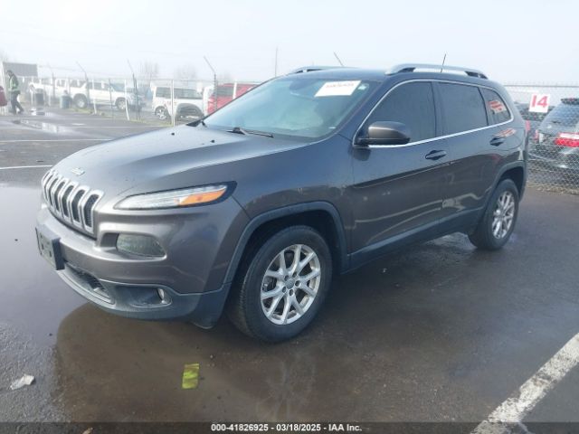 1C4PJLCB7HW668185 Jeep Cherokee Latitude Fwd