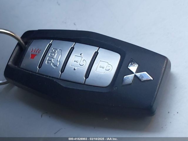 JA4J3UA87PZ050286 Mitsubishi Outlander Se 2.5 2wd