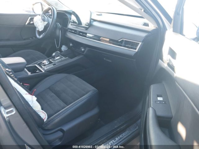 JA4J3UA87PZ050286 Mitsubishi Outlander Se 2.5 2wd