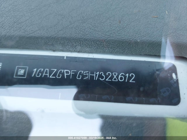 1GAZGPFG5H1328612 Chevrolet Express 3500 Lt