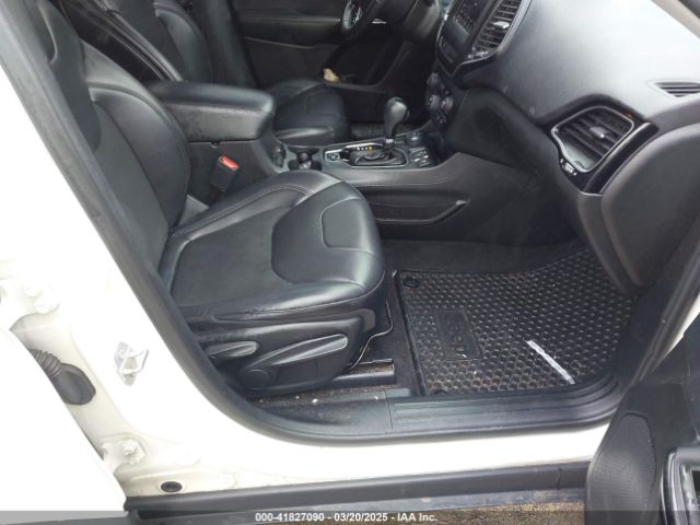 1C4PJMLXXKD311619 Jeep Cherokee Altitude 4x4