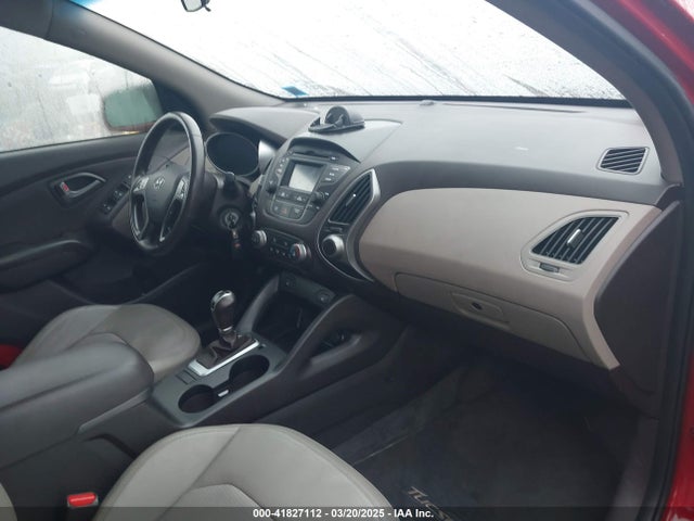 KM8JU3AG0EU871658 Hyundai TUCSON SE