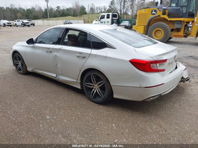 1HGCV2F92MA020218 Honda Accord Touring