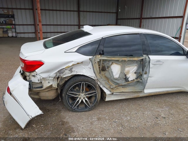 1HGCV2F92MA020218 Honda Accord Touring