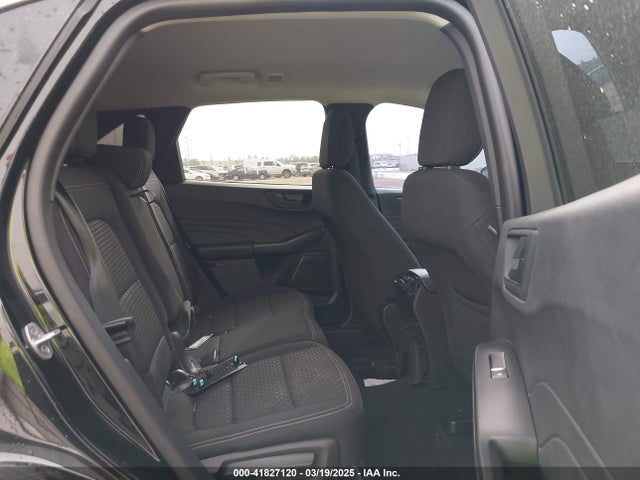 1FMCU0GN2PUA24205 Ford Escape Active