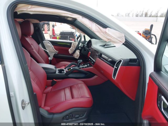 2023 PORSCHE CAYENNE WP1AA2AY0PDA06402 Photo 4
